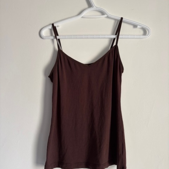 7 t-shirts - 5 adjustable straps. , blue, green, black lacy, brown, lime green. - Picture 4 of 6